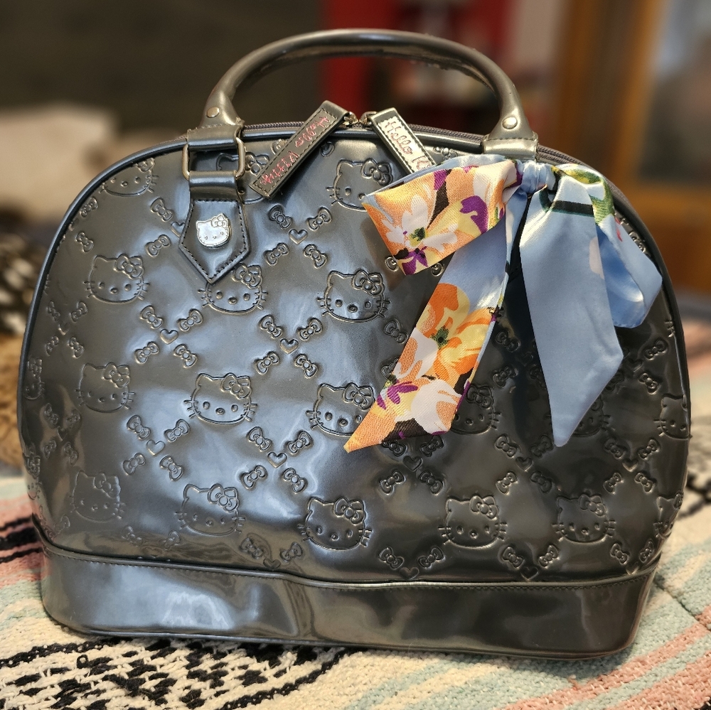Hello Kitty Loungefly X Sanrio Tote *EUC*